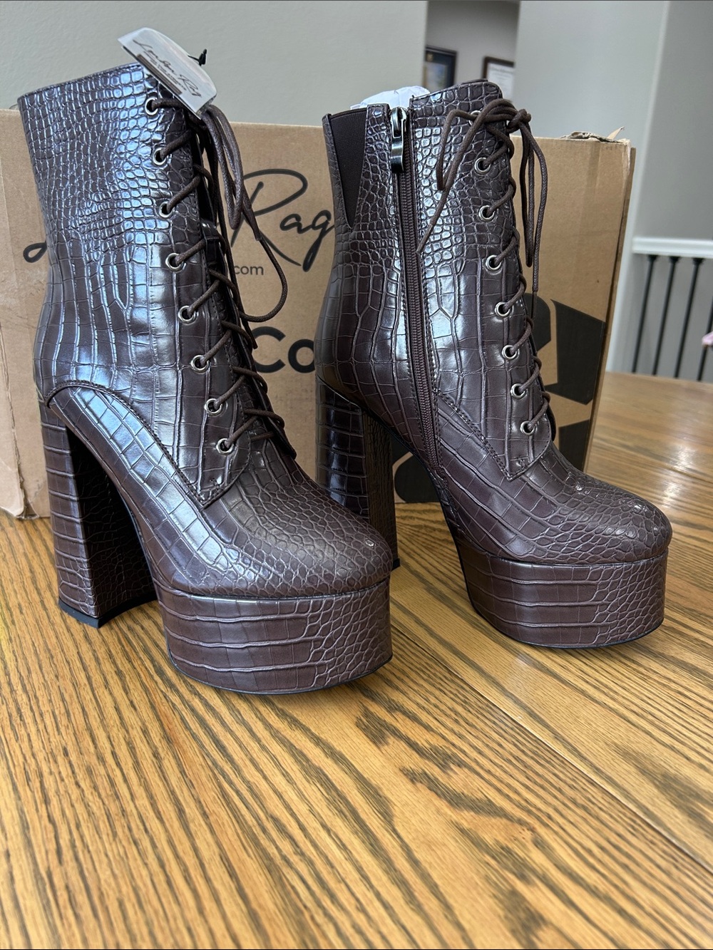 London Rag Magdalene Platform Ankle Boots, brown, size 9, NIB